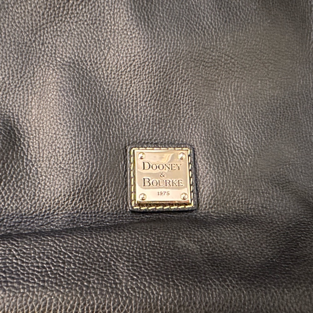 Dooney & Bourke Black Textured Leather Tote Shoulderbag Satchel Handbag - Picture 5 of 11